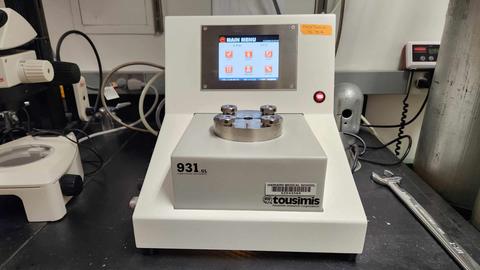Critical Point Dryer